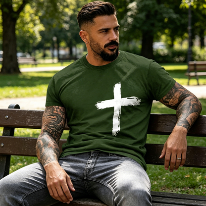 ✝️ ОГРАНИЧЕНО ВРЕМЕ 30% НАМАЛЕНИЕ! ✨ Мъжка тениска с графичен дизайн на вярата – износен кръст, удобна кройка, премиум 🧡